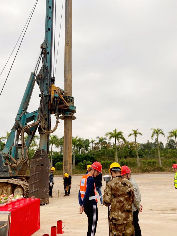喜訊：公司承建廣西南寧至崇左鐵路引入機(jī)場(chǎng)隧道項(xiàng)目破土動(dòng)工